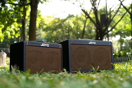 Joyo AC-20S - akumulatorowe combo do gitary akustycznej 20 W z Bluetooth, efektami i wejściem mikrofonowym