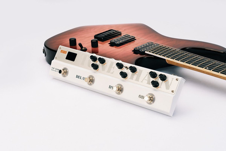Joyo TC-1 Tone Chain - multiefekt gitarowy overdrive, distortion i delay z Tap Tempo, tunerem i XLR