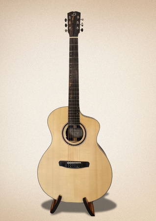 Gitara elektroakustyczna  Dowina Halo GACE -sws  z przystawką LR Baggs Anthem