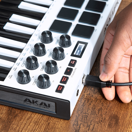 AKAI MPK MINI 3 WHITE – Mini klawiatura sterująca