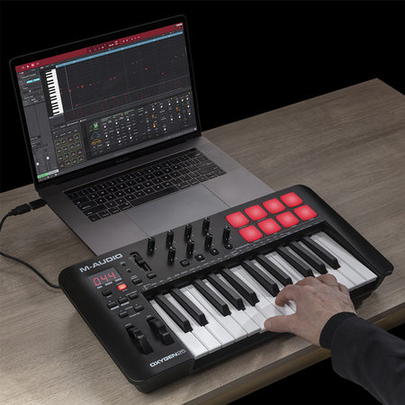 M-AUDIO Oxygen 25 MKV – Klawiatura Sterująca
