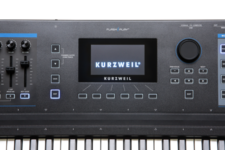 Kurzweil K2700 - Syntezator workstation