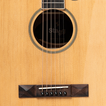 Stagg SA45 DCE-LW - gitara elektroakustyczna Dreadnought z cutaway, świerk i lacewood