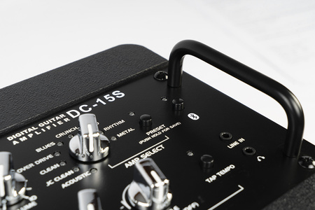 Joyo DC-15S - akumulatorowe combo gitarowe 15 W z looperem i Bluetooth