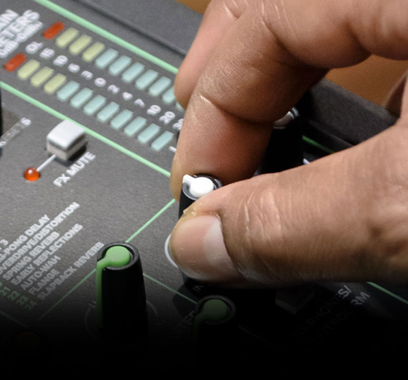 Mackie PROFX 30V3 - Mikser audio