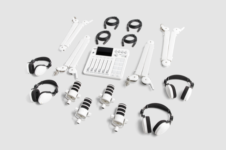 RODE Ultimate Podcaster Bundle White
