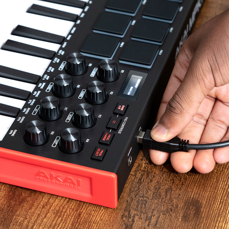 AKAI MPK MINI 3 – Mini klawiatura sterująca