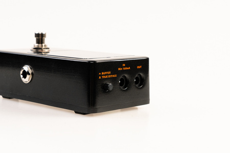 Joyo JF-19 Buffer Tune - tuner gitarowy z buforem i wyborem bypassu