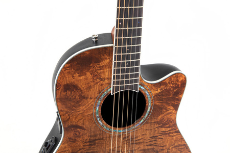 Gitara elektro-akustyczna Celebrity Standard Plus Mid Cutaway
