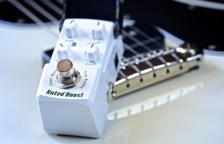 Joyo JF-301 Rated Boost - clean boost z aktywną korekcją High/Low