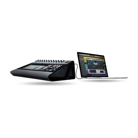 QSC TouchMix-30 Pro – profesjonalny 32-kanałowy mikser cyfrowy z 10" ekranem multitouch