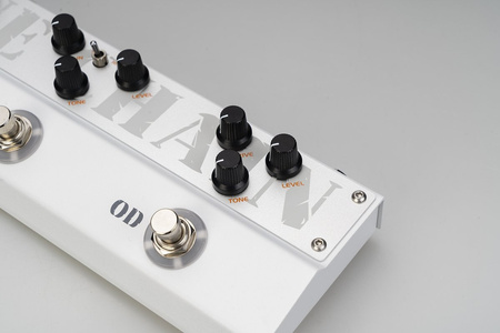 Joyo TC-1 Tone Chain - multiefekt gitarowy overdrive, distortion i delay z Tap Tempo, tunerem i XLR