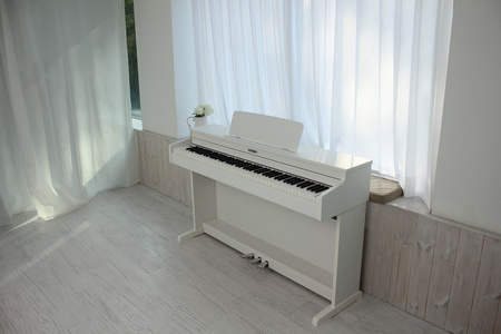 Dynatone SLP-360 WH - pianino cyfrowe, kolor biały