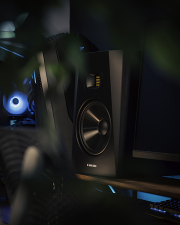 ADAM T8V - Monitor aktywny