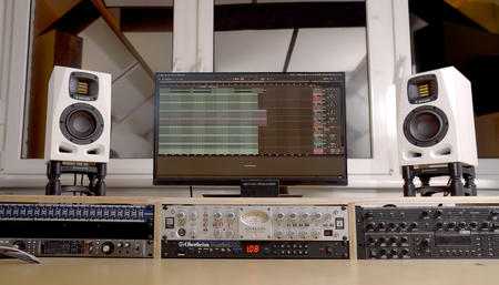 Adam Audio ADAM A4V White – Monitor aktywny – limitowany